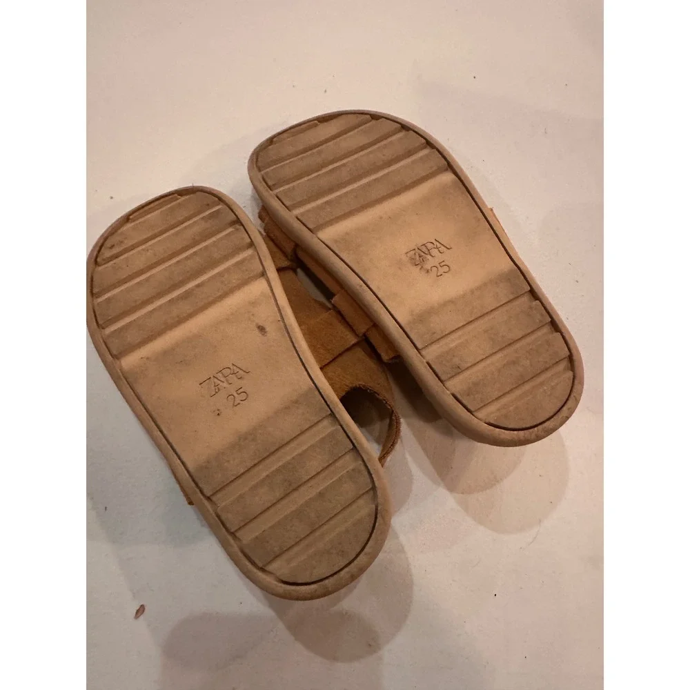 Zara Kids Tan Brown Suede Buckle Sandals Size 25 Girls Boys Casual Shoes